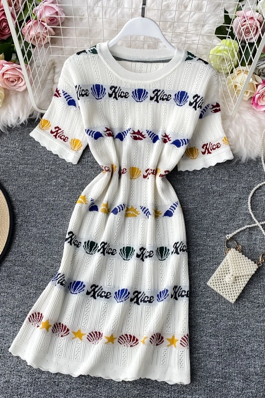 Женское трикотажное платье с круглым вырезом и коротким рукавом | Женская одежда