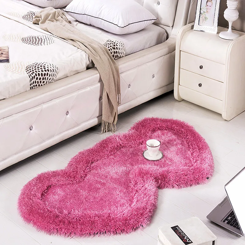 

Carpet thick stretch silk double heart figure bedroom Mat tea table bed cushion absorbent pad wedding products