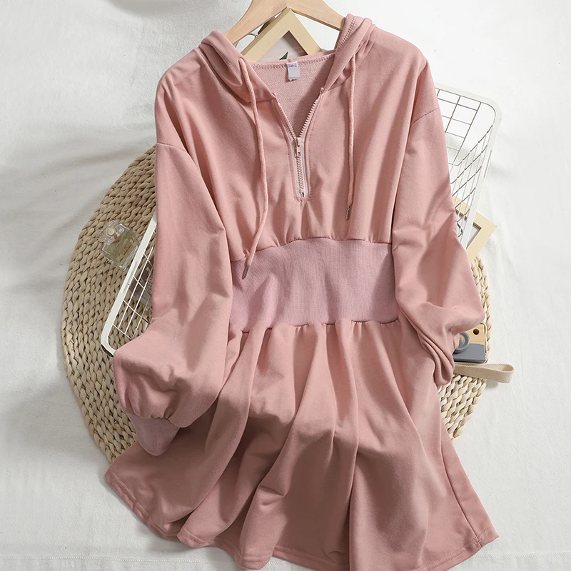 Платье женское ТРАПЕЦИЕВИДНОЕ с капюшоном на молнии открытой спиной | Женская