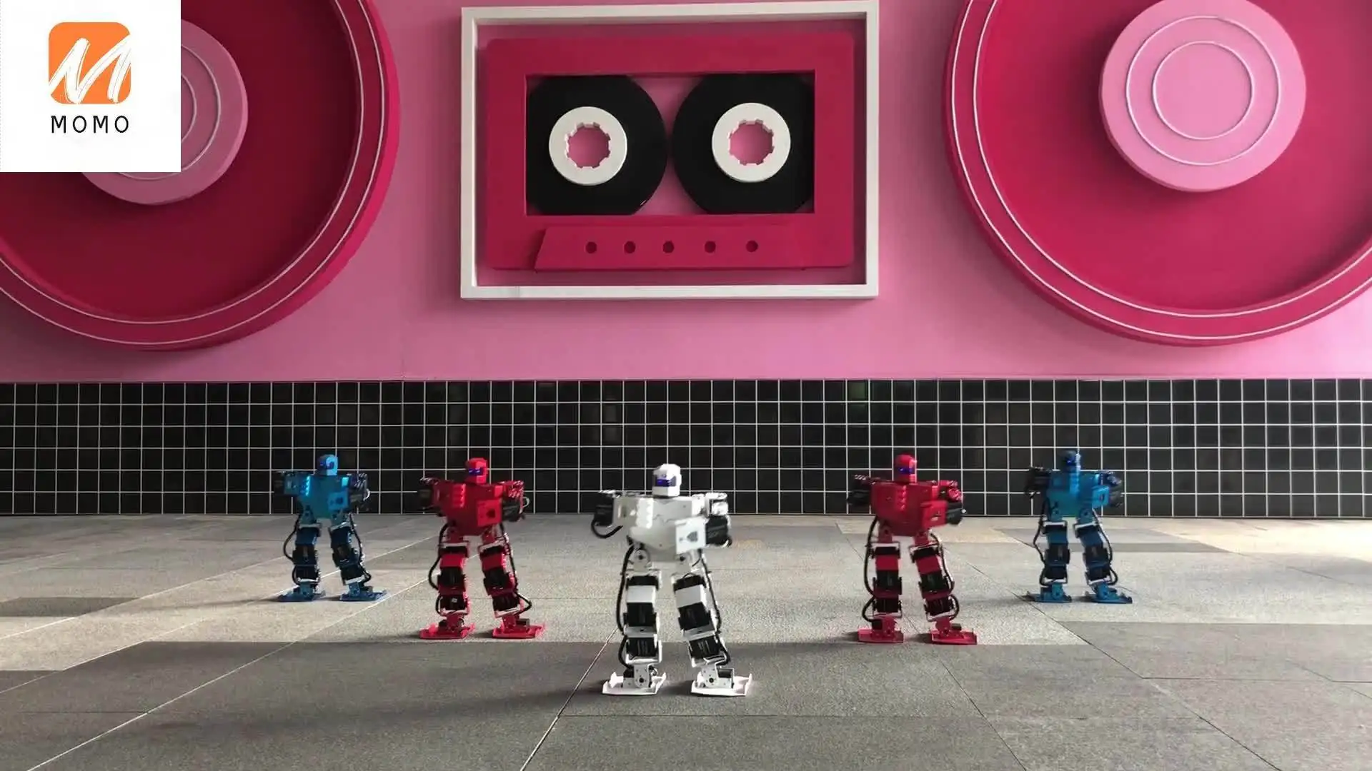 Hiwonder H3.0 17dof Biped Humanoid Robot с бесплатным приложением Mp3 модулем детализированное