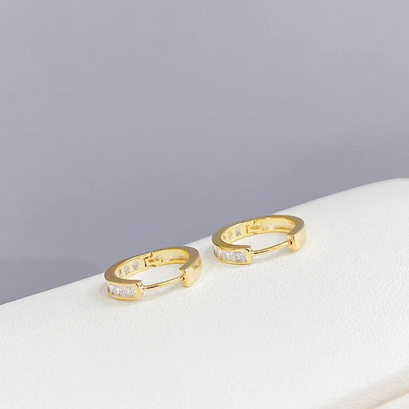 

2021 New Arrival Unique Simple Style Stud Earrings For Women 14K Gold Plated Jewelry Zircon Earrings