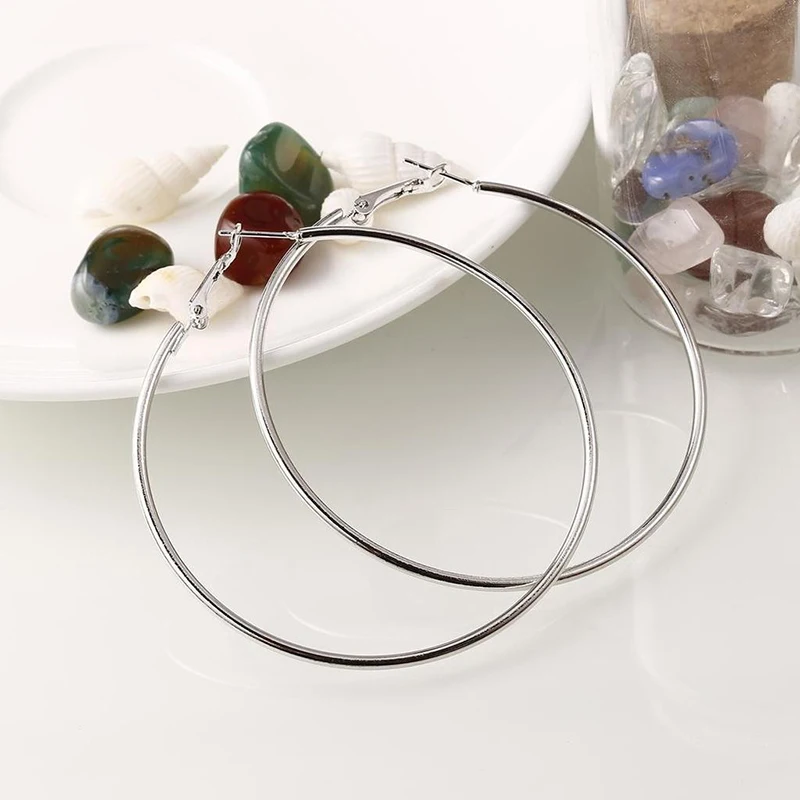 

Hot Sell 1Pair Women Gold Color Hoop Earrings 5cm Metal Big Circle Smooth Large Round Ring Fashion Hoop Earrings