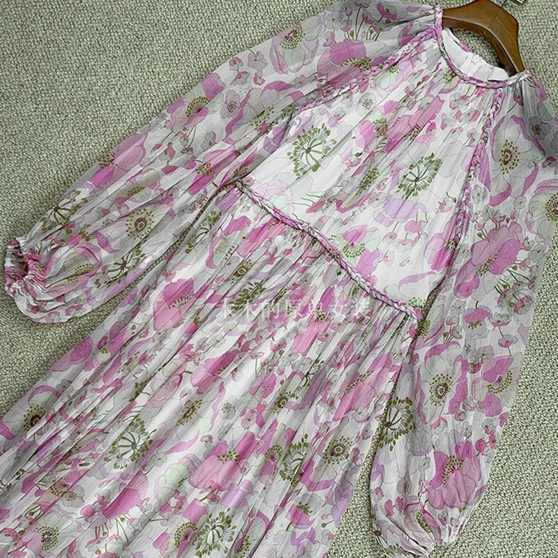 Длинное шелковое розовое платье с пышными рукавами и поясом | Женская одежда