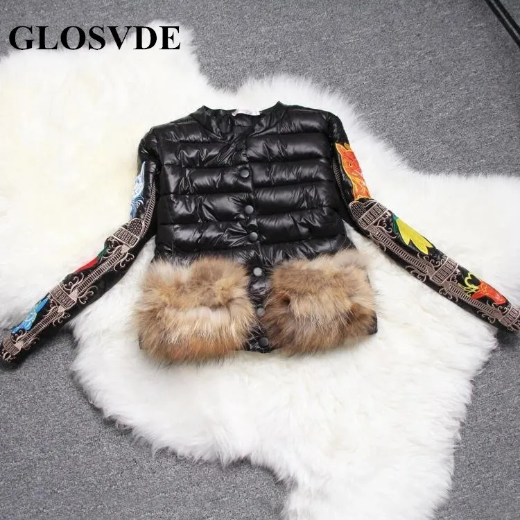 Женское хлопковое пальто теплая короткая куртка с вышивкой и натуральным мехом