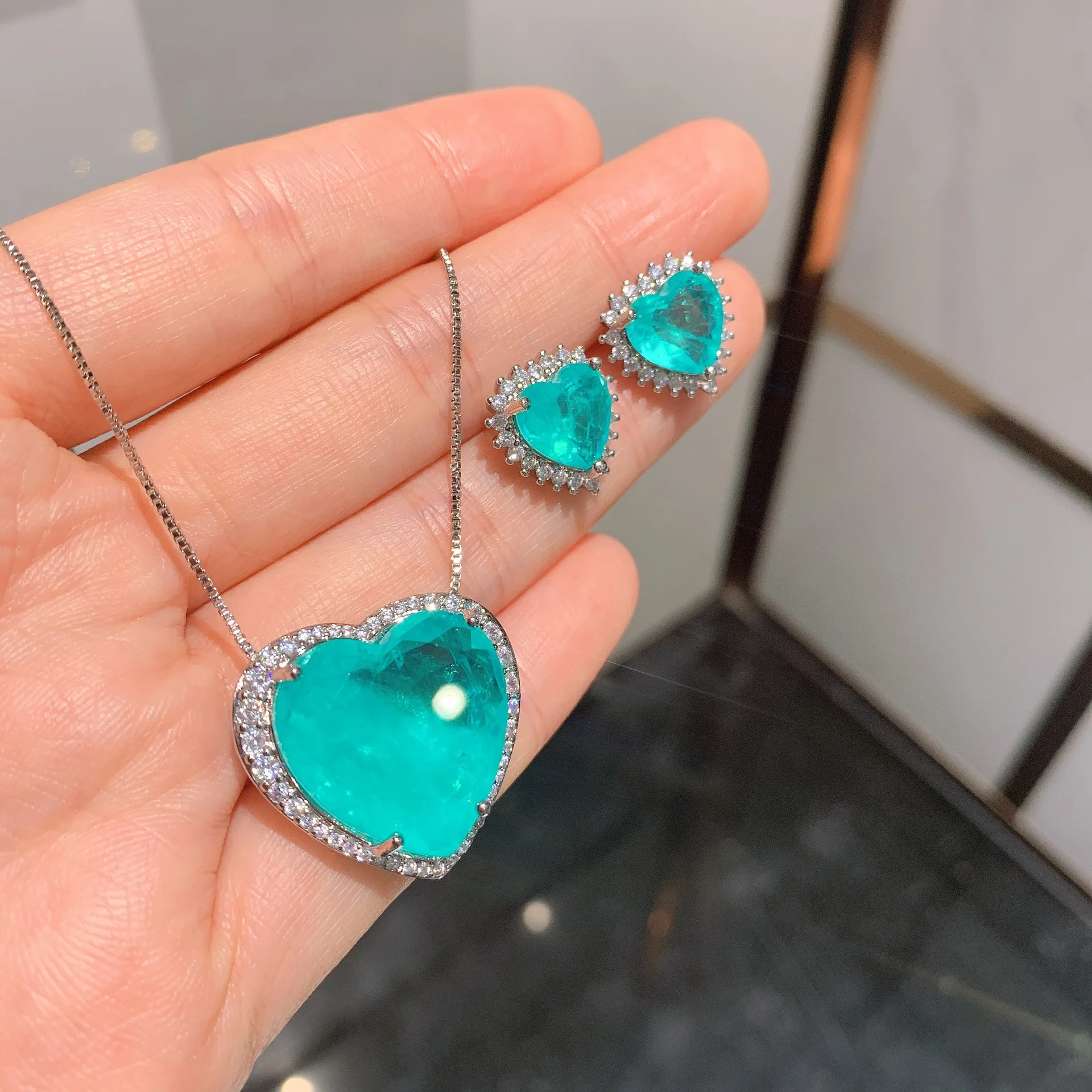 

Luxury Women's Jewelry Sets Paraiba Heart 10*10MM Earrings 20*20MM Necklace Anniversary Fashion