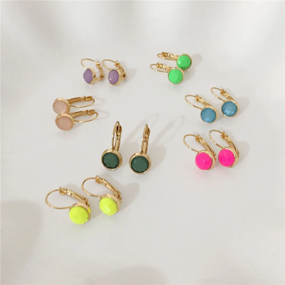 Женские маленькие акриловые серьги кольца Повседневные Вечерние золотого и