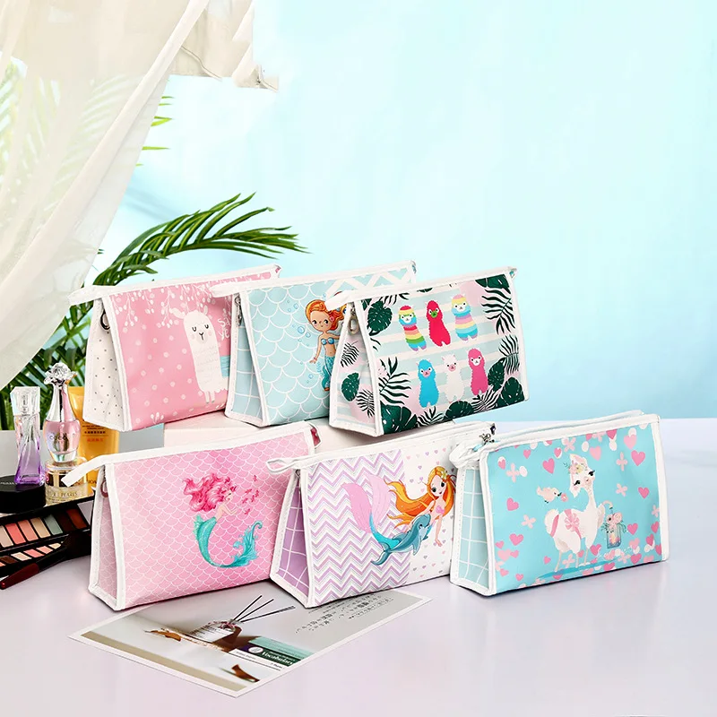 

Cute Travel Girl PU Cosmetic Bag Cartoon Printing Portable Wash Makeup Storage Pouch
