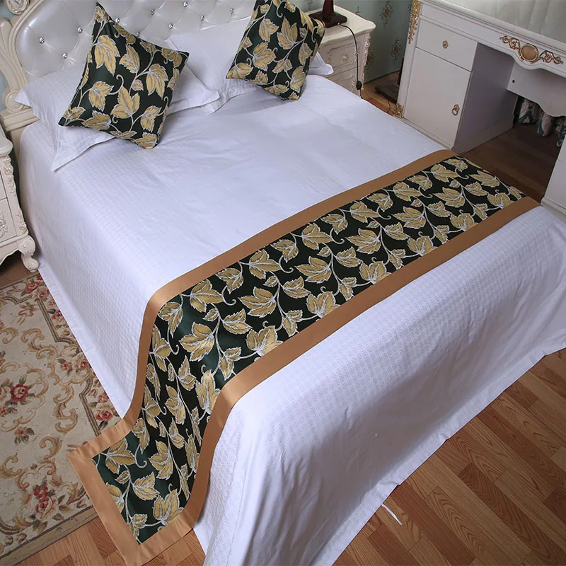 

Европейская разноцветная дорожка для кровати с листьями шарф с флагом/полотенце для кровати для дома, отеля, спальни, постельное белье, деко...