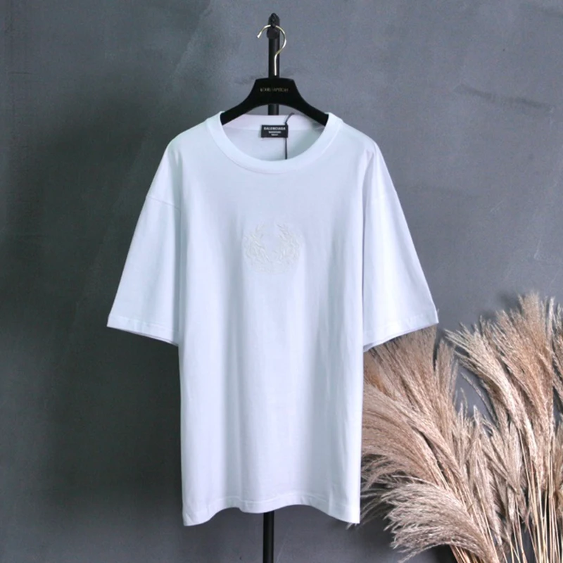 

Luxury Men's t-shirt with short sleeves harajuku White t-shirt branded Man tee shirt summer clothing vintage