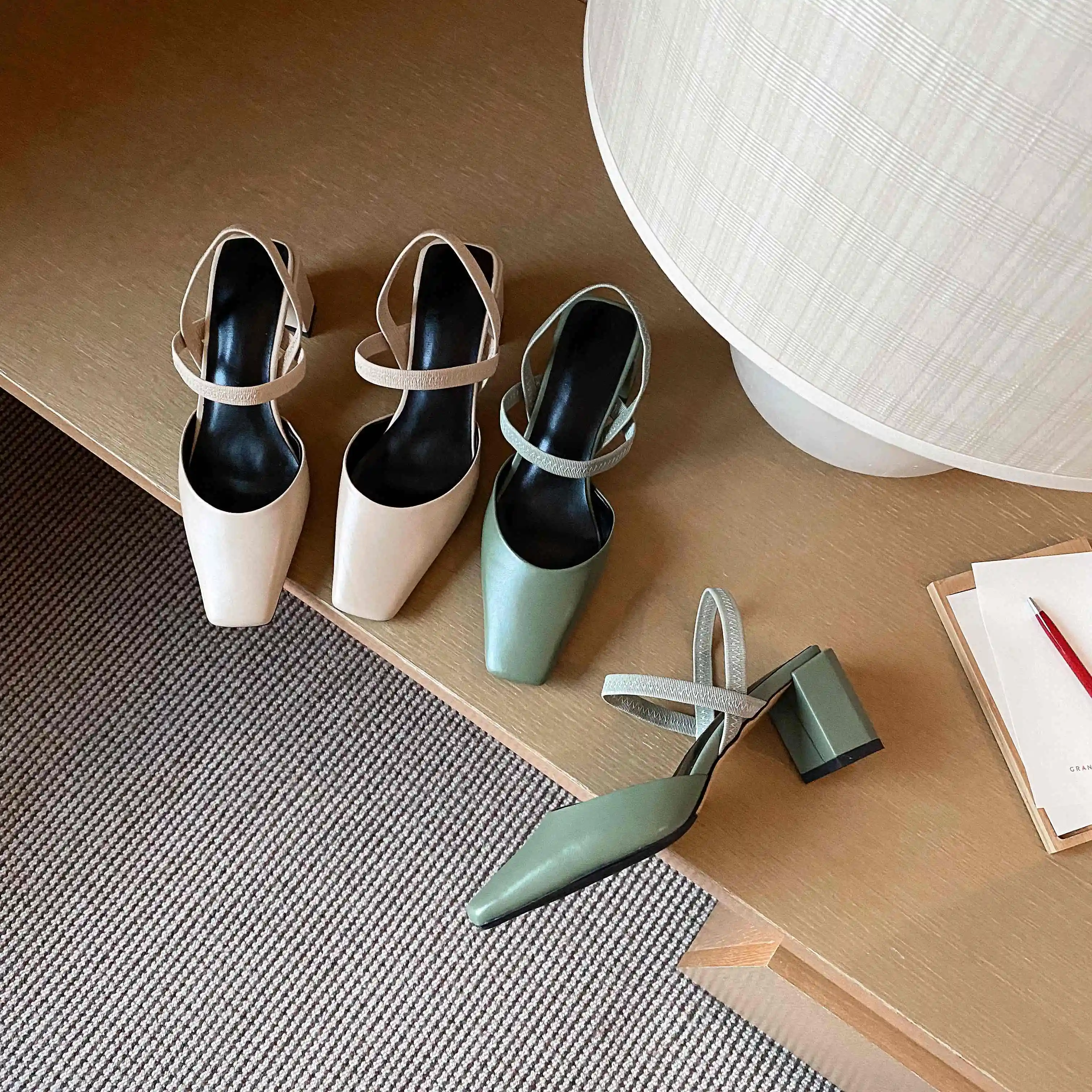 

Krazing pot new simple style cow leather high quality handmade square toe high square heels elastic band shallow women pumps L32