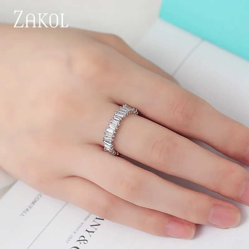 ZAKOL Модные Роскошные Очаровательные AAA багет кубического циркония палец кольцо для женщин мужчин Cz вечерние ювелирные изделия для свадьбы FSRP2046