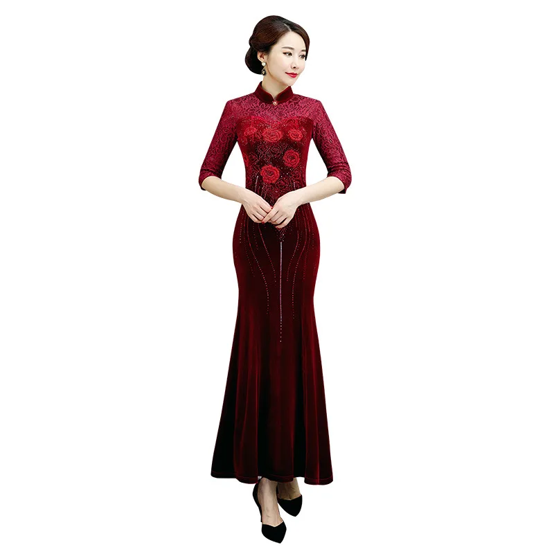 

Autumn/winter fishtail skirt dress retro national style mother cheongsam long embroidery hot diamond improved Chinese dress