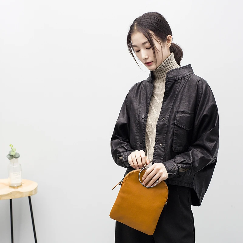 Женская байкерская куртка Fitaylor черная или бежевая свободная из искусственной