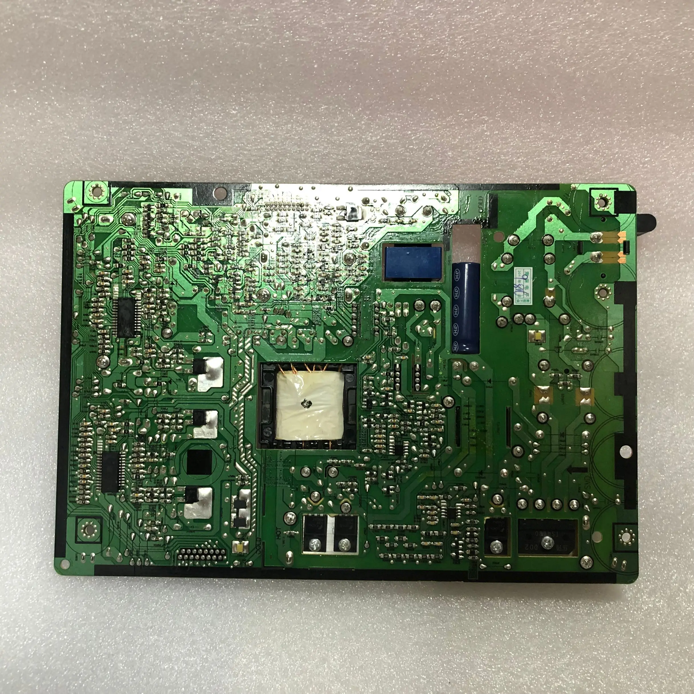 1 шт. в партии хорошее качество L32X1QP_DSM BN44 00620A 00620B 00620C 00620D натуральная на