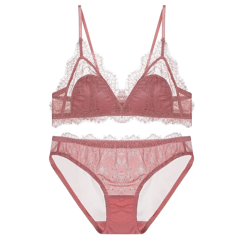 Пикантный французский бюстгальтер кружевной треугольный с ресничками и трусики