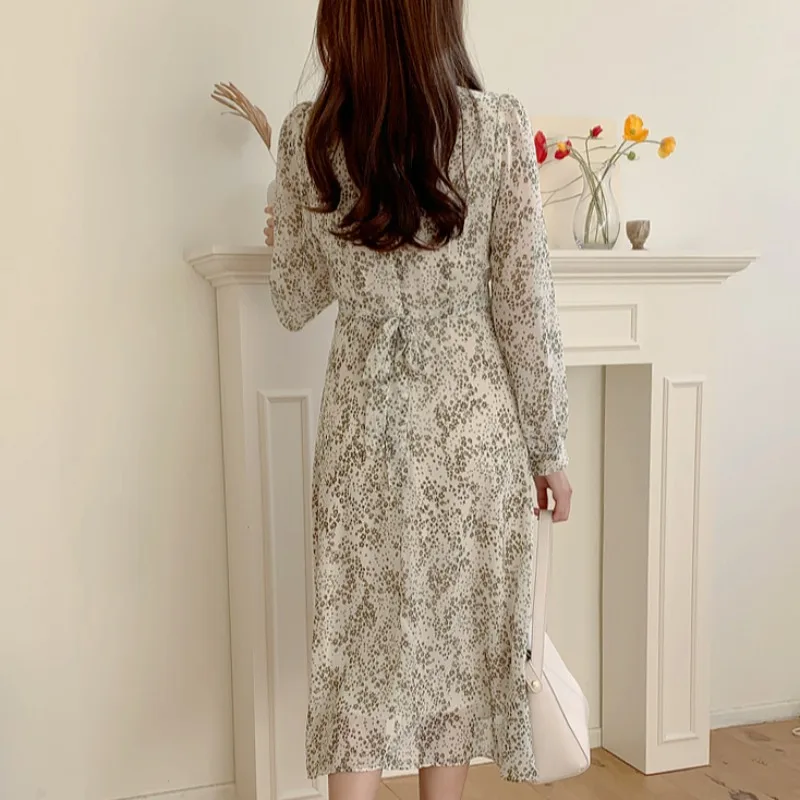 

2021 Spring New Women's Korean Chic Small Floral Dress Elegant Slightly Mature Style V-neck Mid-Length Waist Slimming