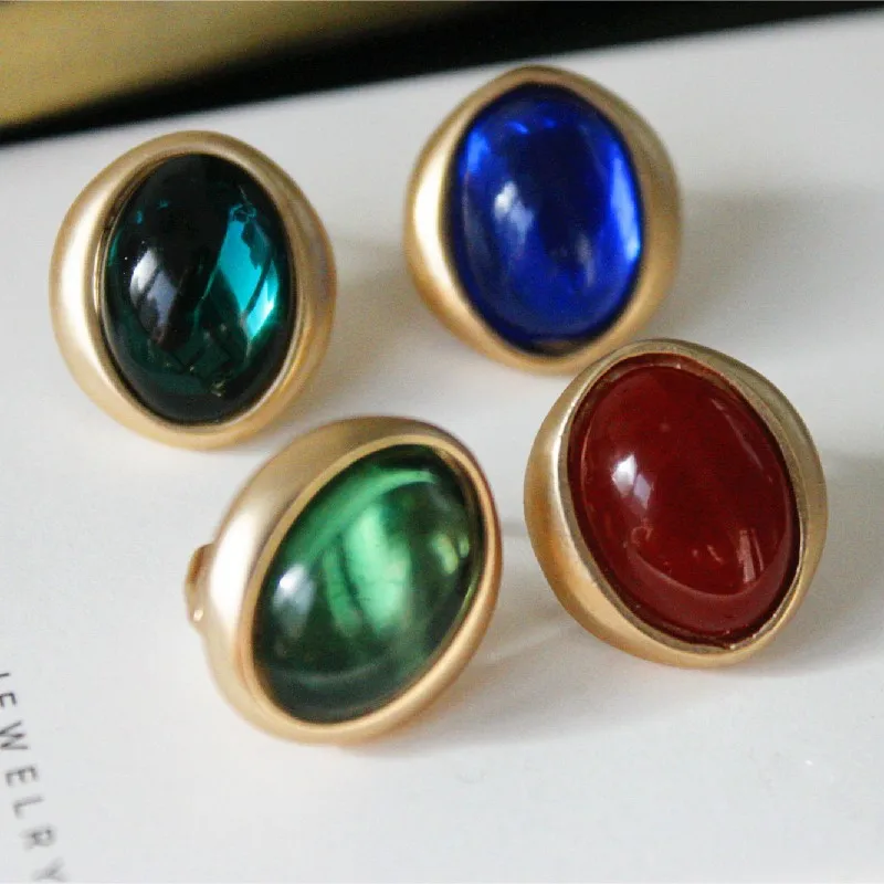 

Original Design Gold Color Retro Woman Studs Earrings Olive Shaped inlay Imitation Cat's Eye Stone Stering Silver Pins 16*14mm