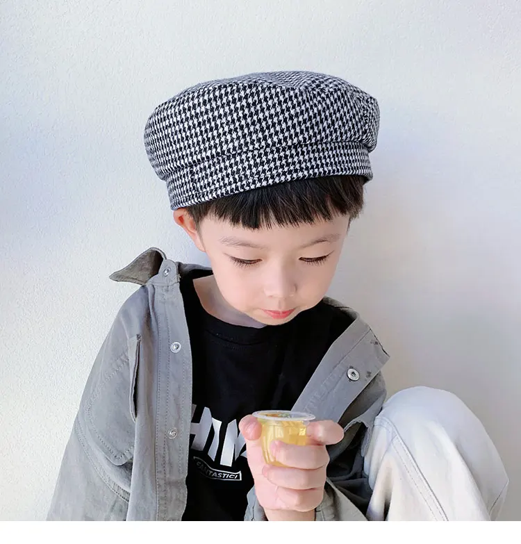Designer Plaid Beret Hat for Kids Boys Brimless Artist Cap Baby Girls Autumn Flap Top French Hair Berat for 3-7 years old