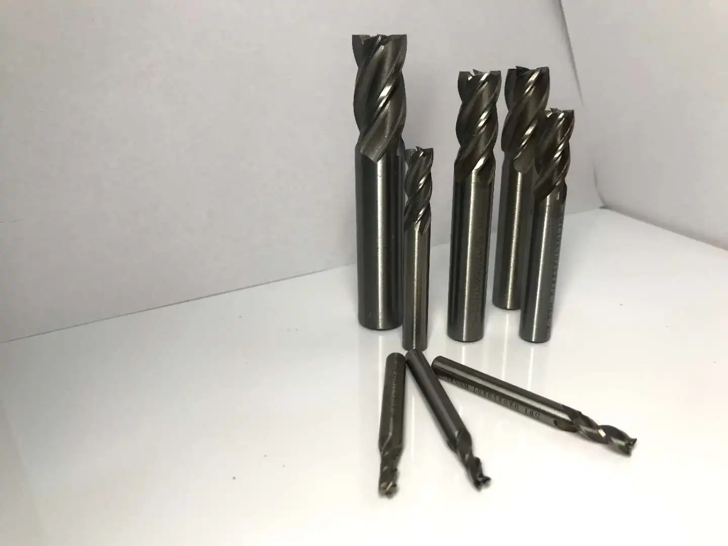 

5Pcs Carbide End Mill HSS 4 Flutes 2mm-6mm Diameter Milling Cutter Straight Shank Router Bit Set CNC Tools