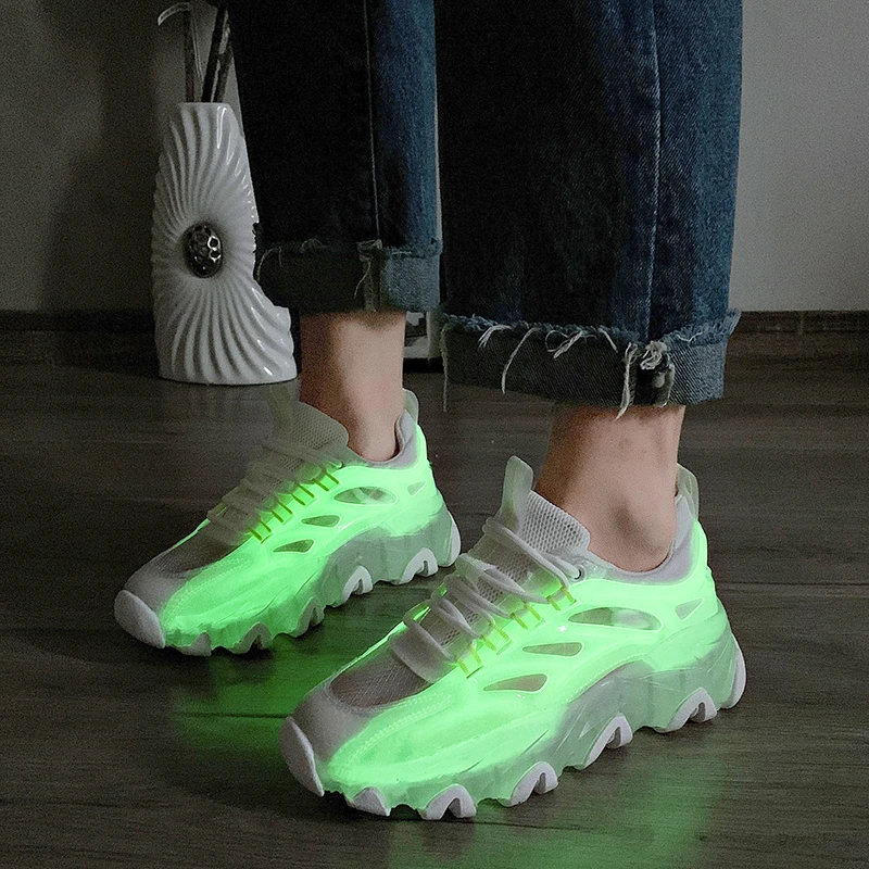 

Thick-soled luminous women's shoes jelly-soled daddy shoes new all-match casual breathable mesh casual sports shoes X854