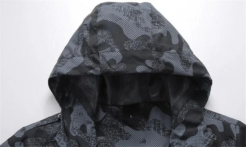 

MORUANCLE Men's Camouflage Hooded Jacket Light Weight Thin Outerwear Tops Sun Protection Plus Big Size S-5XL