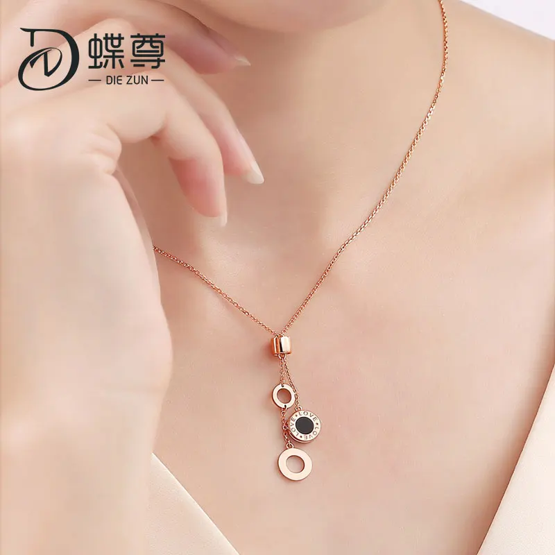 Колье из черного агата 18 К золота инкрустированное надписью love Золотое золото Au750