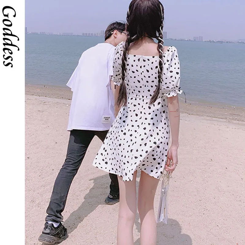 

2021 Summer Puff Sleeve Vintage Dot Dress Women Square Collar Elegant Mini Dress Beach One Piece Dress Korean Bow Bandage Design