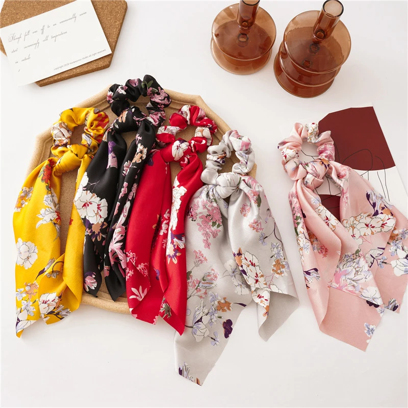 

2020 Floral Print Scrunchie Silk Elastic Hair Bands For Women Hair Scarf Bow Rubber Bands Ribbon Hair Tie Girls Hair Accessories