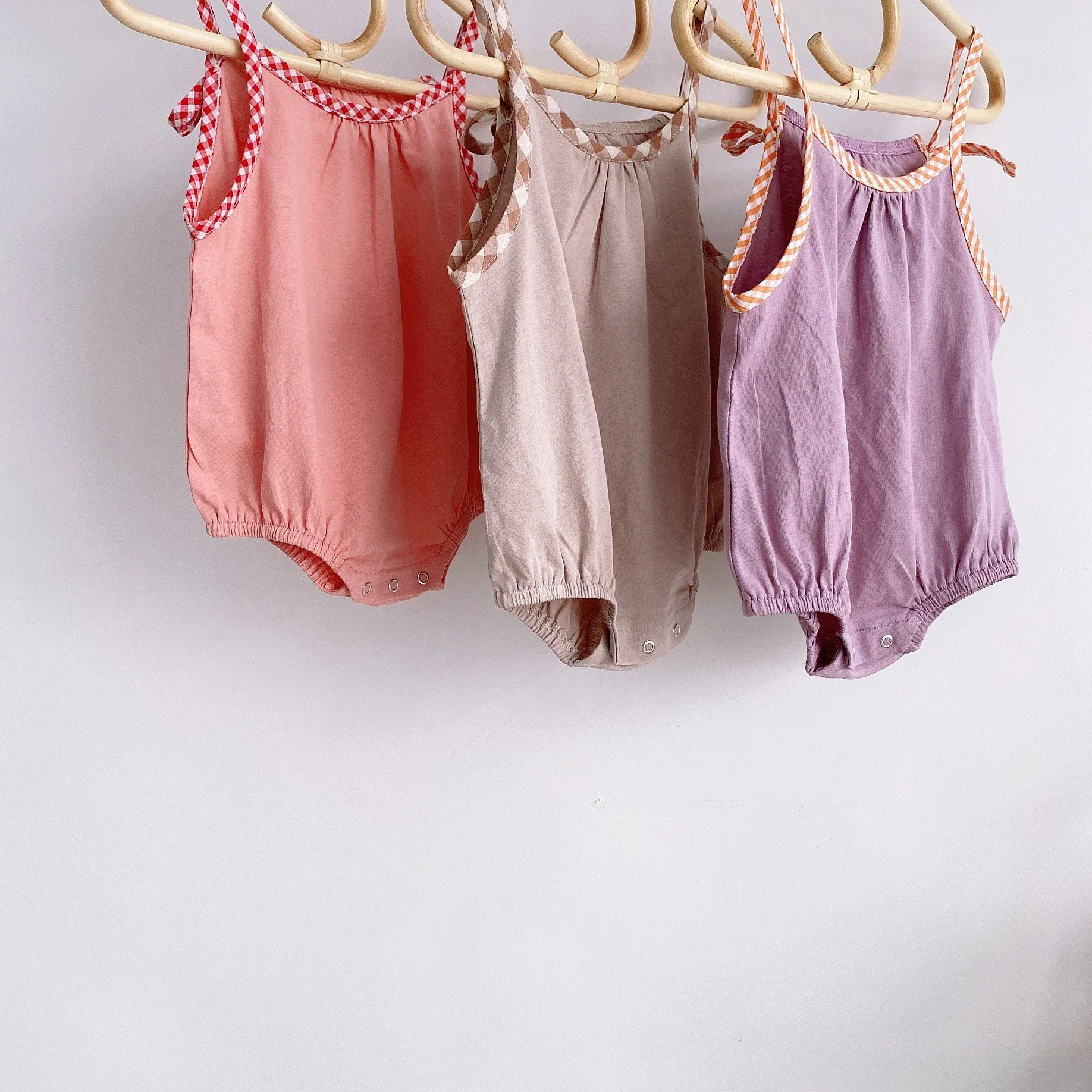 

2021 New Summer Girl Children Creeping Suit Lattice Cute Sling Creeping Suit