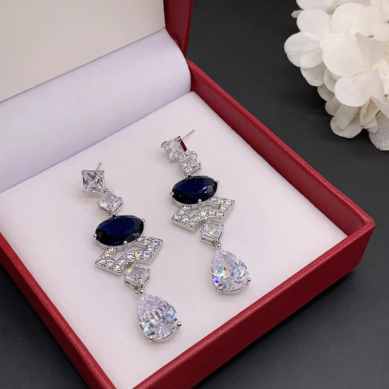 

Retro Palace Design Square Diamond Water Drop Sapphire Pendant Fan Shaped Earrings Light Luxury Premium Earrings Annual Party Di