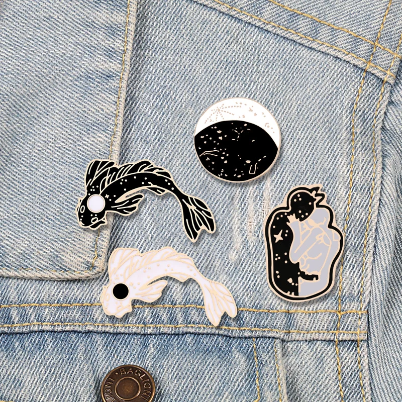 Инь Ян Броши рыба созвездия Луна эмаль булавки черно-белый значок для женщин