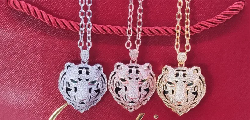 Ювелирные изделия известного бренда подвеска с пантерой эмаль Леопард голова