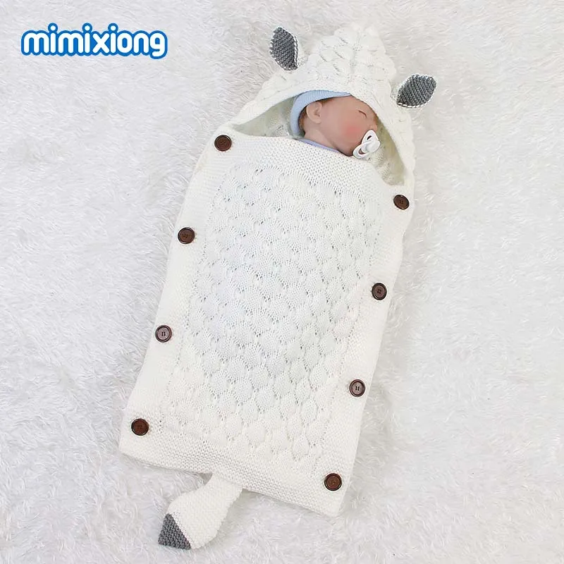 82W560 Спальные мешки для новорожденных с кроликом из мультфильма, вязаные детские коляски, спальные мешки, зимняя теплая пеленка для новорожденных, обертывание конвертов 0-6 м - Цвет: 82W560