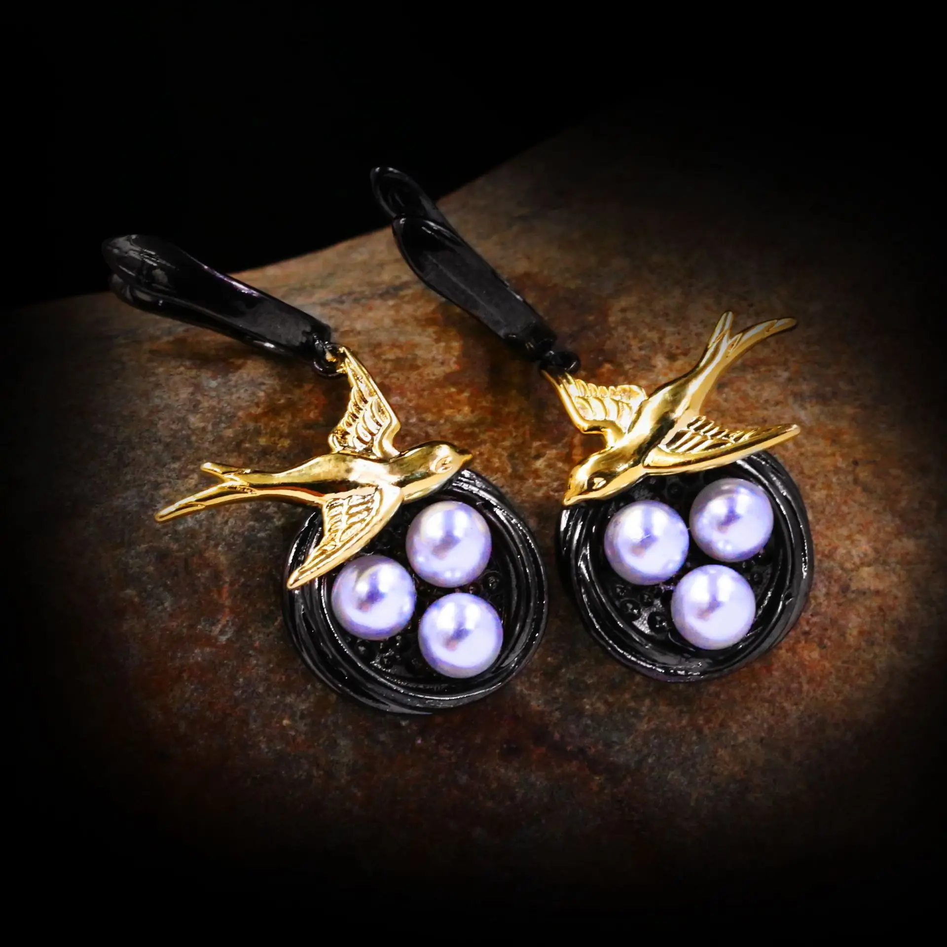 

Женские серьги с жемчугом, золотистые и черные вечерние ги с жемчугом