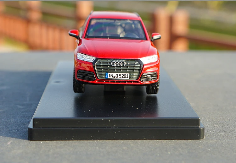 1:43 Q5 AUDI Q5 сплав модель автомобиля статическая Высокая имитационная металлическая модель автомобилей с оригинальной коробкой