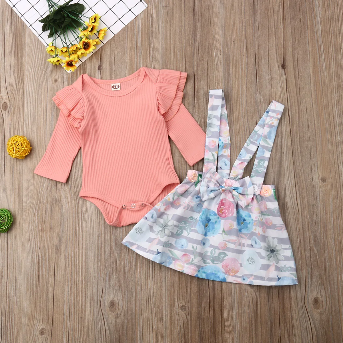 2019 летняя одежда для малышей Одежда маленьких девочек розовый комбинезон с