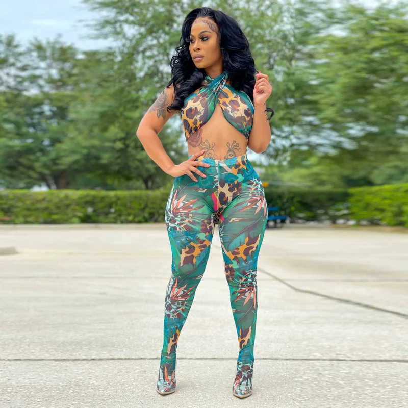 

Сексуальный женский комплект из двух предметов с принтом, укороченный топ с лямкой на шее и длинные брюки, спортивный костюм, женский подход...