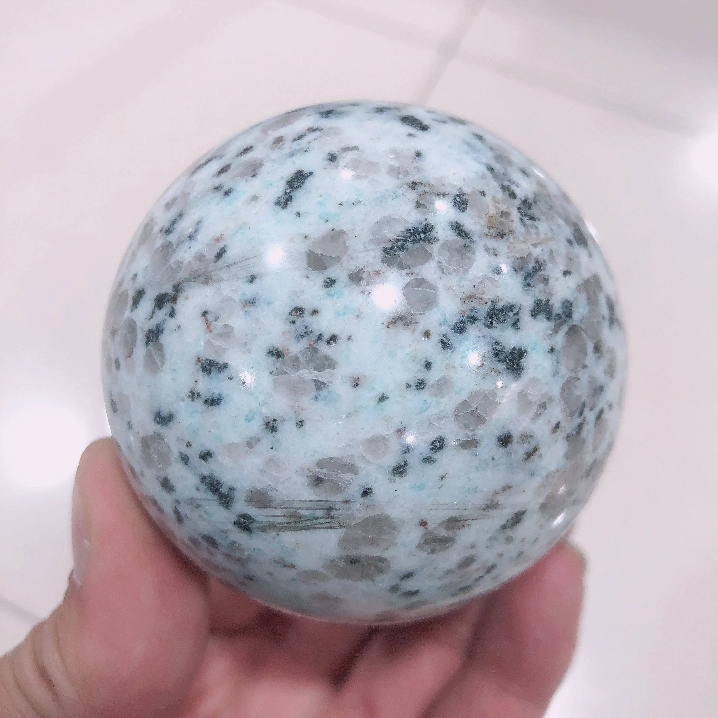 

1pc Natural Crystals Quartz Tianshan Blue Sphere Crystal Ball Energy Healing Stones Room Home Aquarium Decoration Accessories