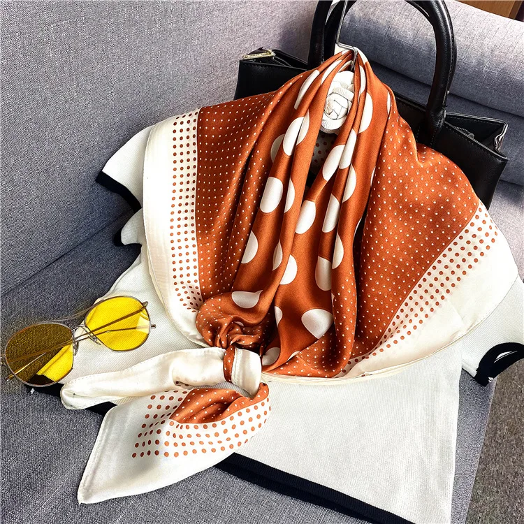 

Flower and Bird Kingdom Luxury 100% Twill Silk Scarf Women Fashion Kerchief Bandana Harness & Belt Shawl Hijab Hand Rolled Stole
