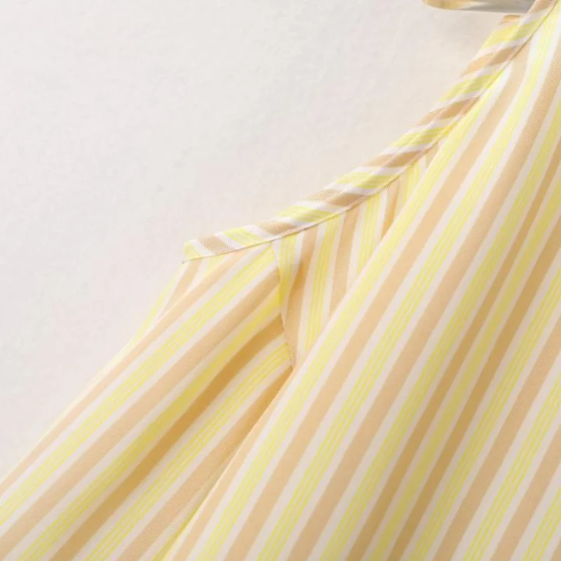 

Chic Loose Off Shoulder Long Sleeve Buttoned Shirt Turn-down Collar Pocket Patch Casual Shirts 2021 Summer New Striped Blusas
