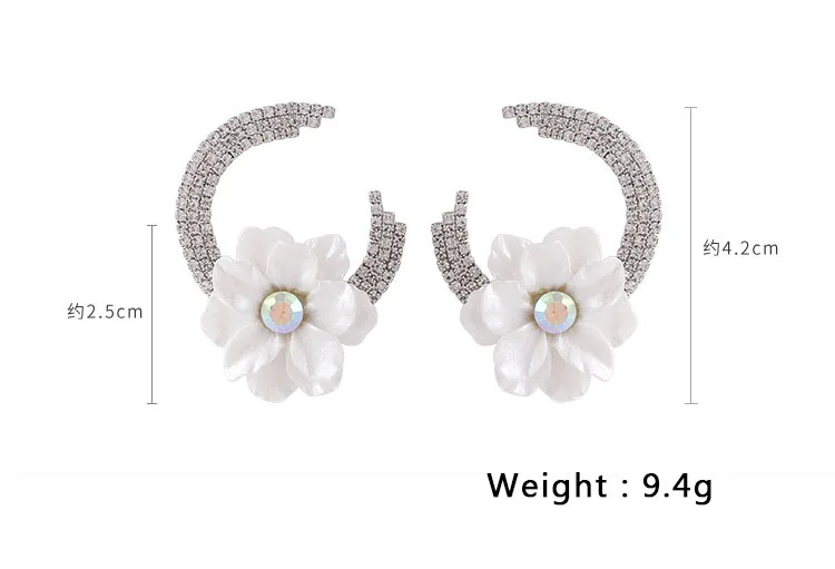 

Charms Chic Semicircle Design Rhinestone Studded Exaggerated Flowers Earrings Women Party Jewelry 2021 New Hot Ear Accessories