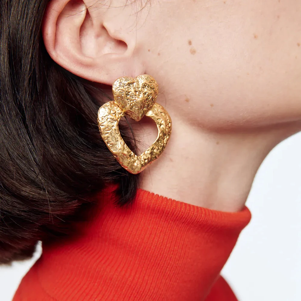 

Simple Design Love Heart Shaped Pendant Dangle Earrings za Fashion Party Gold Metal Earrings Korean Girl‘s Jewelry For Woman