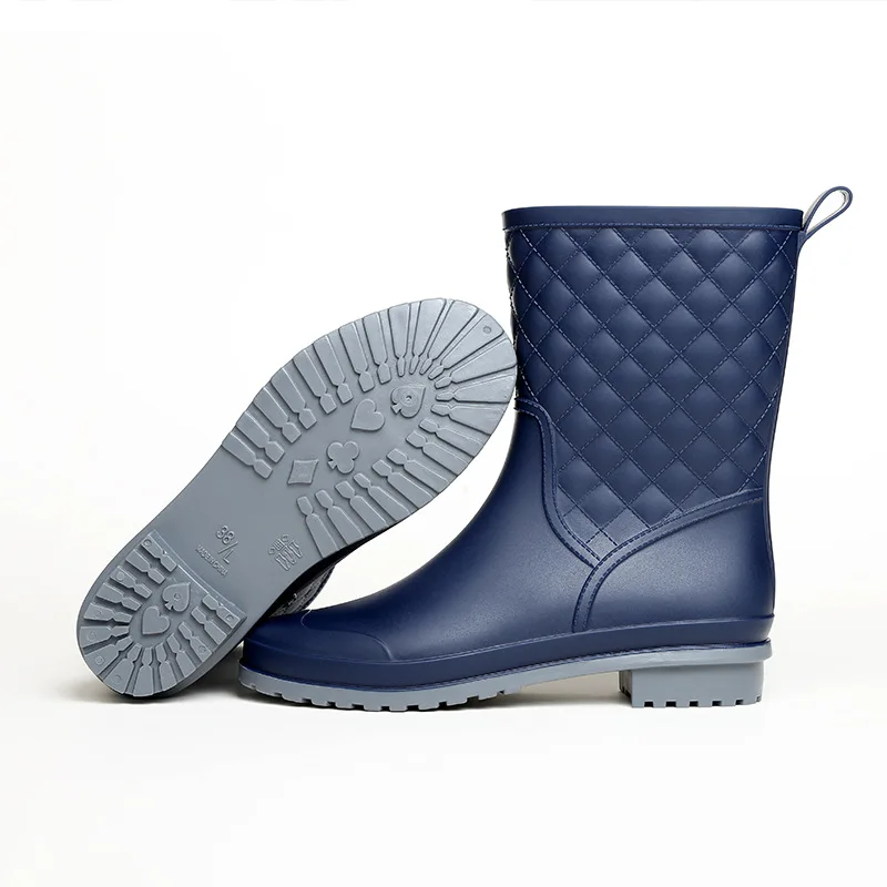 

New Leisure rain boots women Low-Heeled Round Toe Shoes Waterproof Middle Tube Rain Boots chaussures femmes 2019