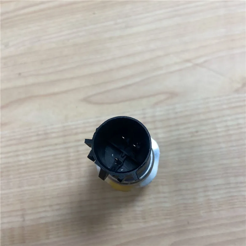 Датчик давления масла 12621234 Для HUMMER- GMC- SAAB Cadillac- Chevrolet- Silverado Suburban Tahoe Trailblazer 12596951 |