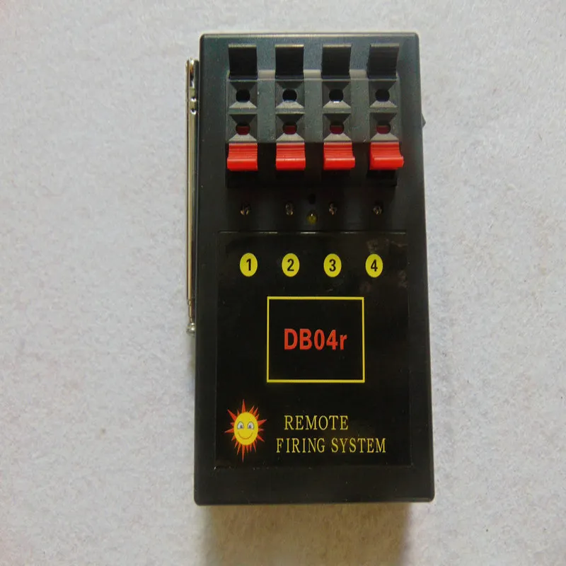 Светодиодная Праздничная вечерние 12 сигналы передатчик переключатель Фейерверк