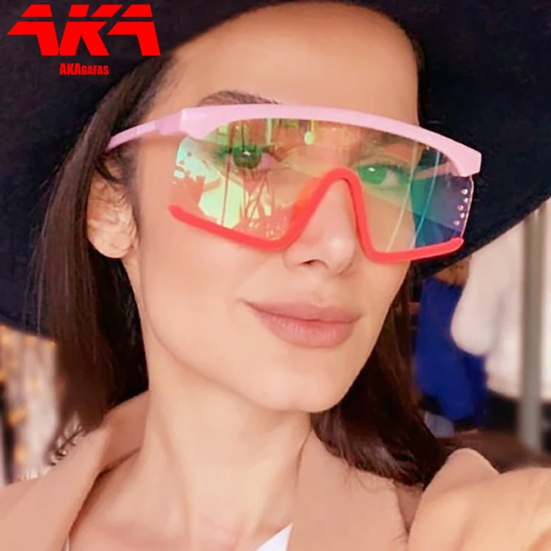 

AKAgafas Luxury Brand Sunglasses Women 2021 New Oversized Candies Vintage Glasses Street Beat Outdoor UV400 Oculos De Sol Gafas