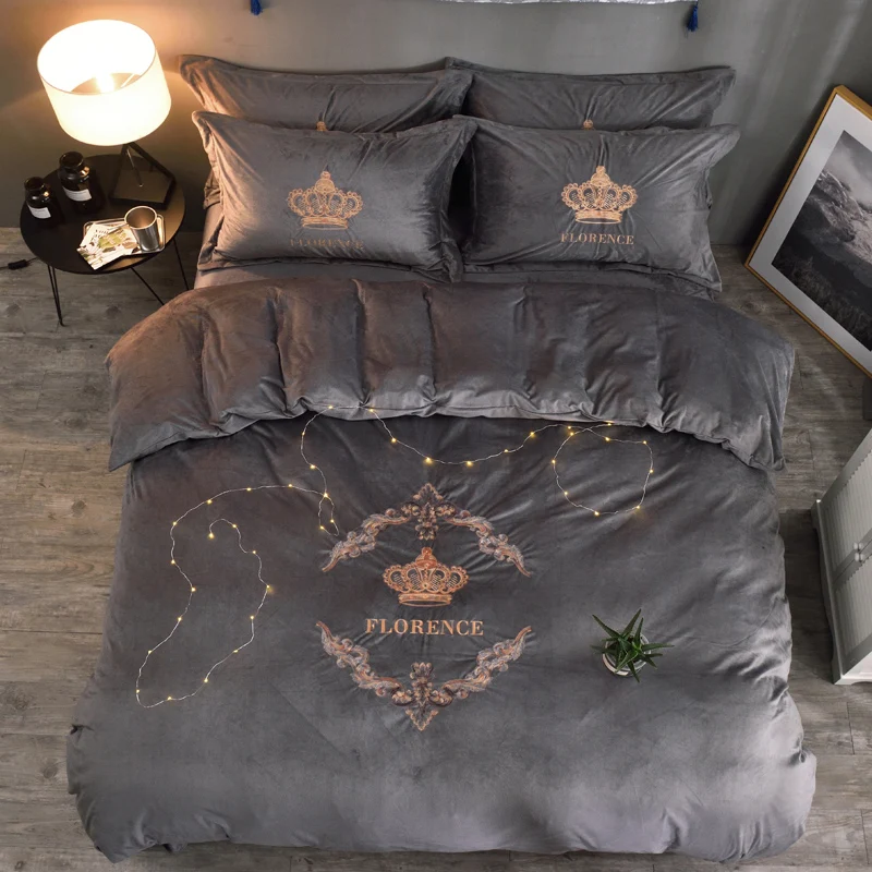 

Grey Coffee Queen King size Crown Bedding Set Velvet Soft Warm Bed set Flat Bed Sheet set Duvet Cover Fitted sheet Pillowcase