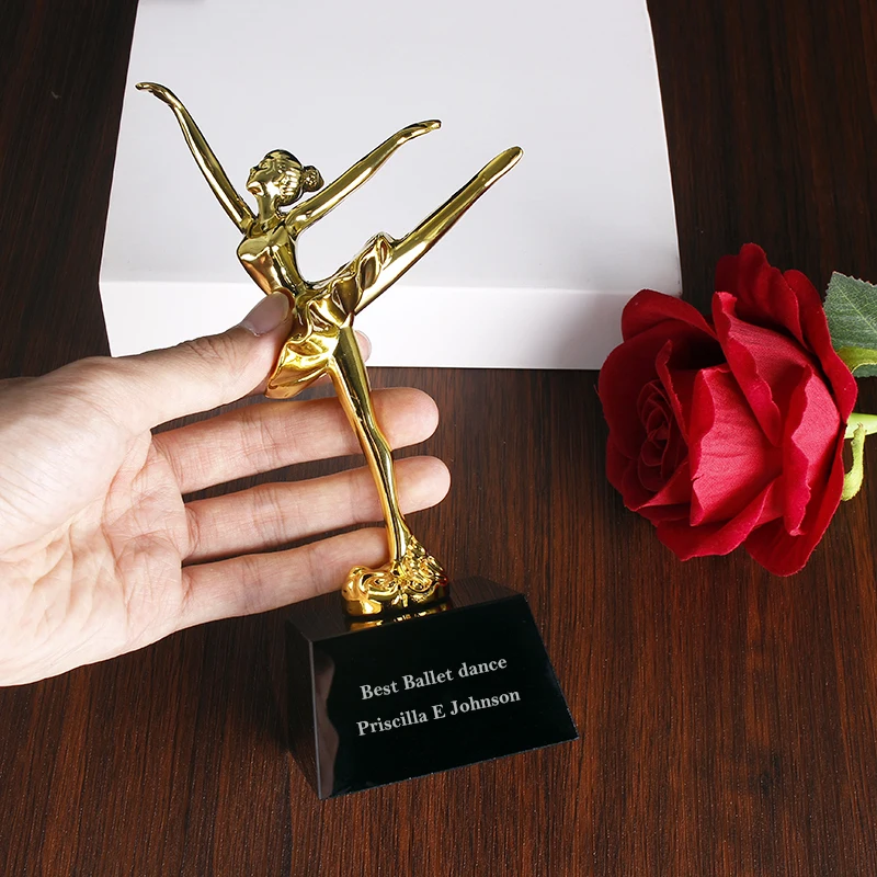 Бесплатная гравировка на заказ хрустальный трофей золотые металлические