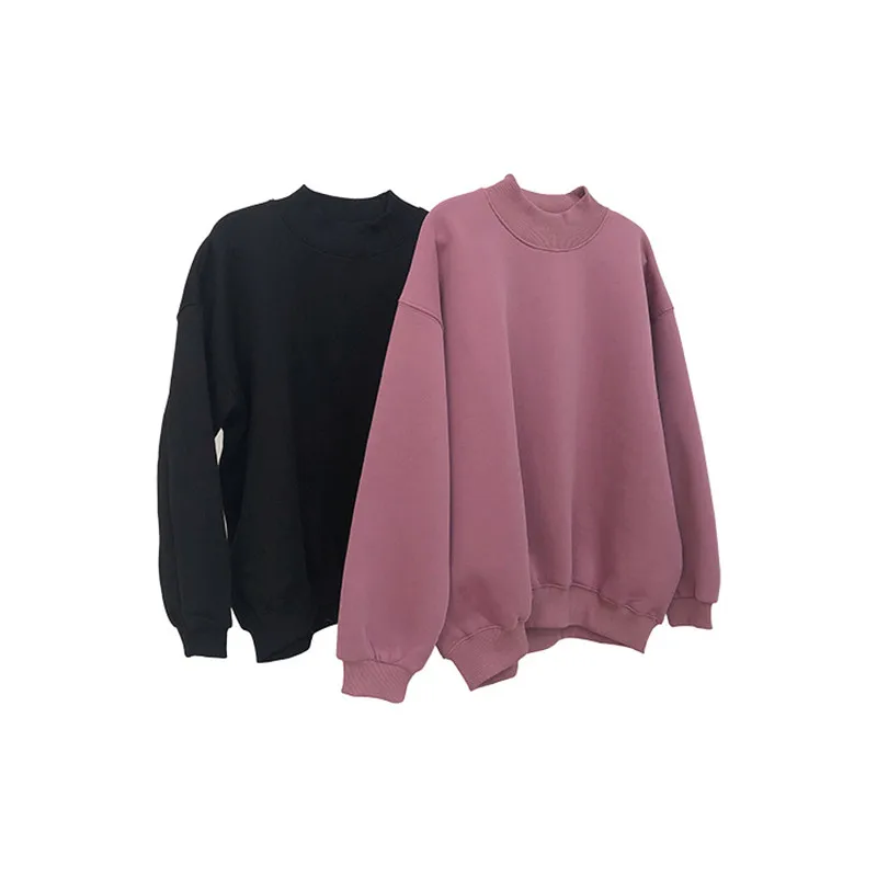 

Hoodies & Sweatshirts