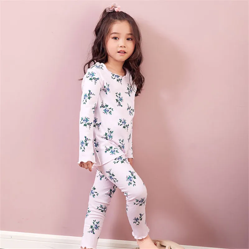 Пижамный костюм для маленьких девочек милые пижамы детские с цветочным принтом